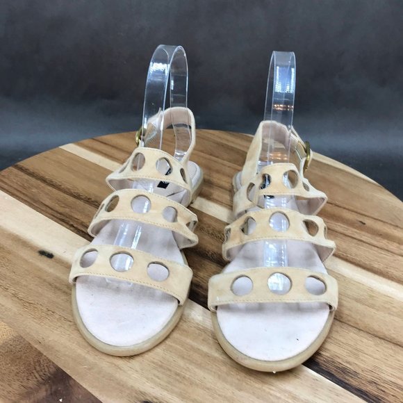 Kensie Beige Suede Slingback Adjustable Flat Sandals Womens Size 6 - Picture 2 of 7